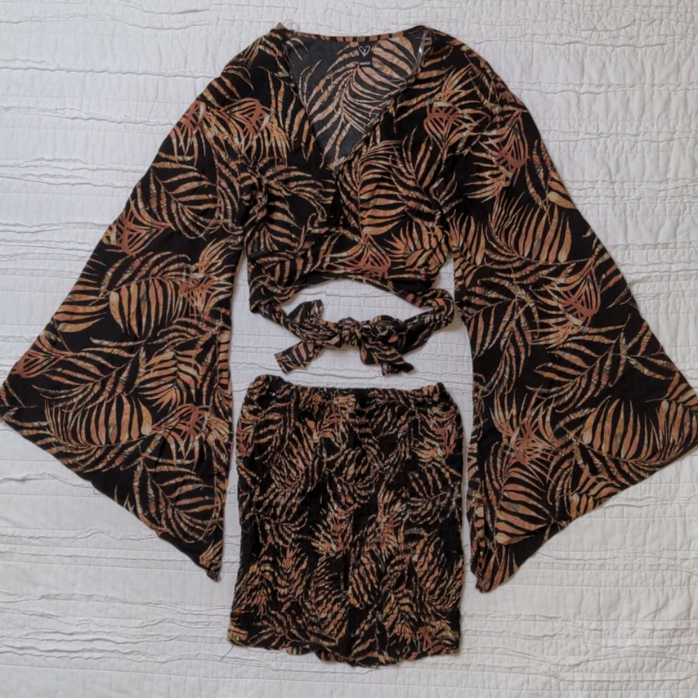 Two piece beach set from wondsor
